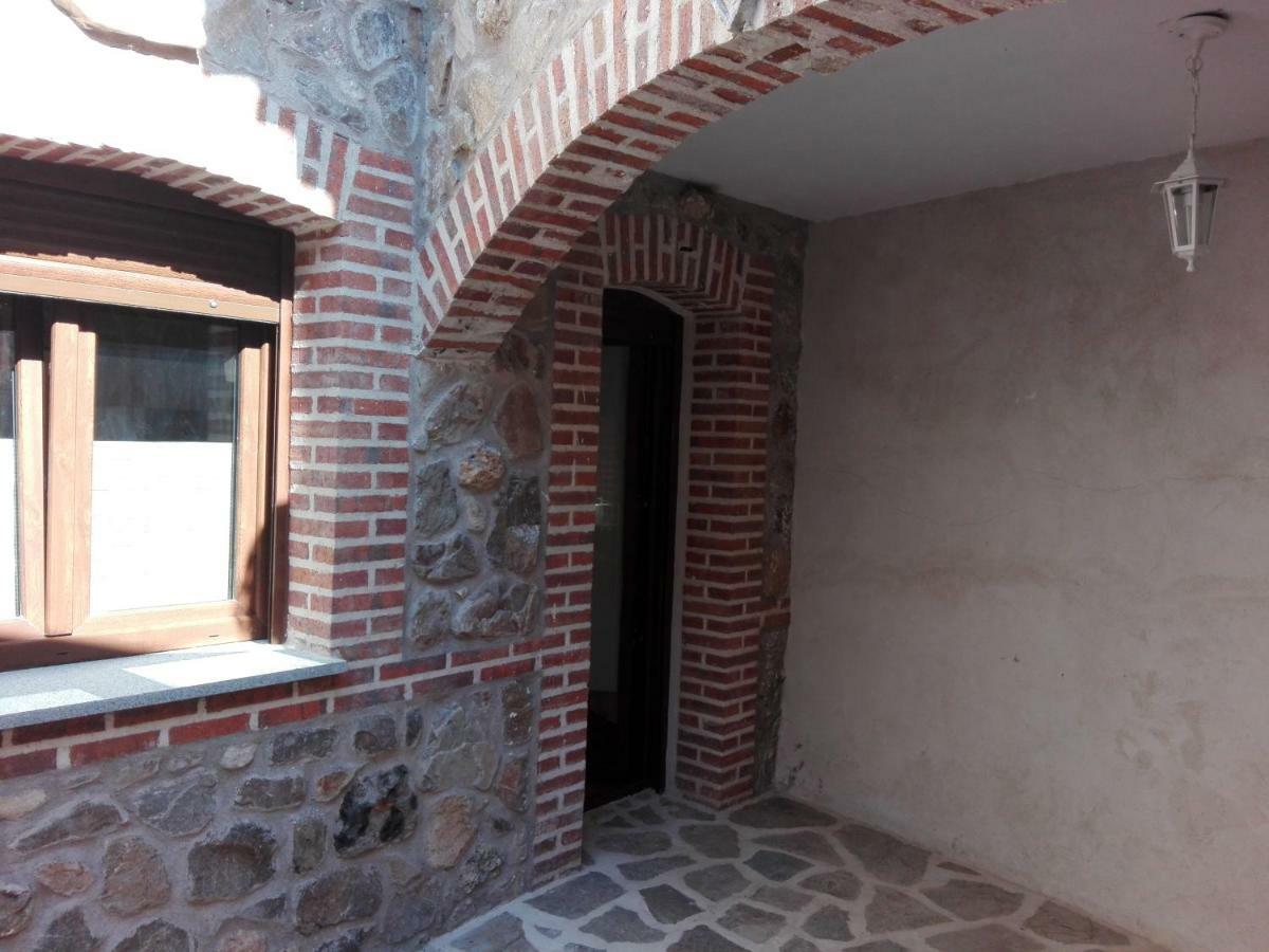 Abadía del Marqués de Avila Vega de Santa María Exterior foto